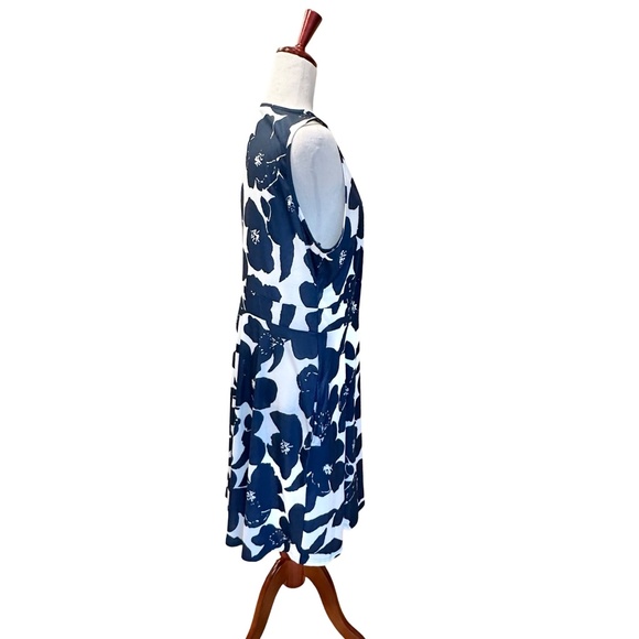 Guberry Wrap V-Neck Sleeveless Pullover Sundress Cover-Up Floral Blue & White XL - Picture 3 of 11